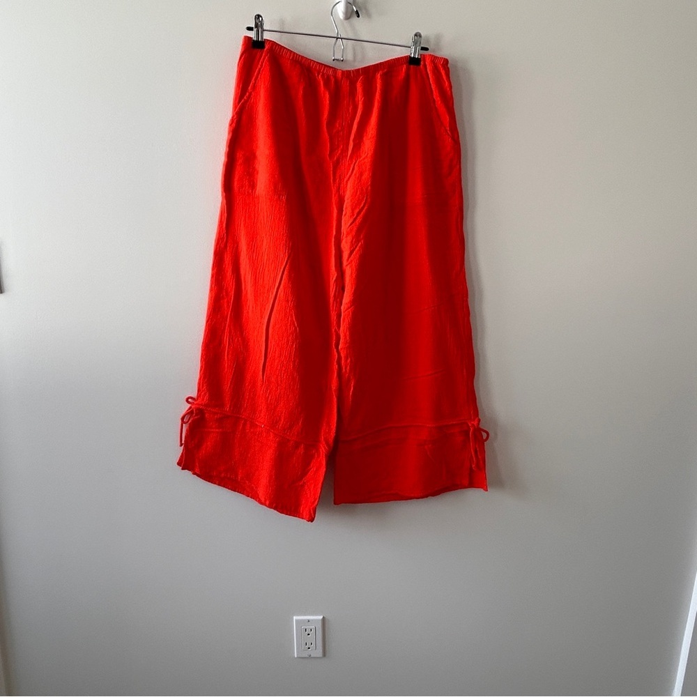 Women's Red Ankle-Length Wide-Leg Cropped Pants